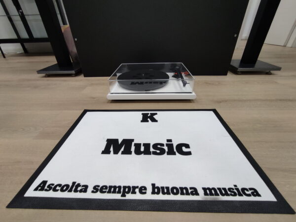 ROKSAN ATTESSA TURNTABLE